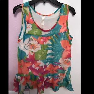 Girls fashion top size XL floral